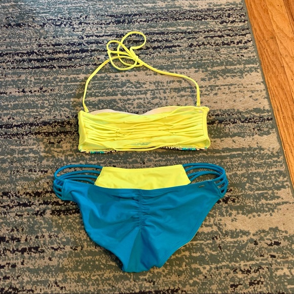 Blue and Neon Yellow Strappy Rip Curl Bikini, Sz M - Picture 8 of 13